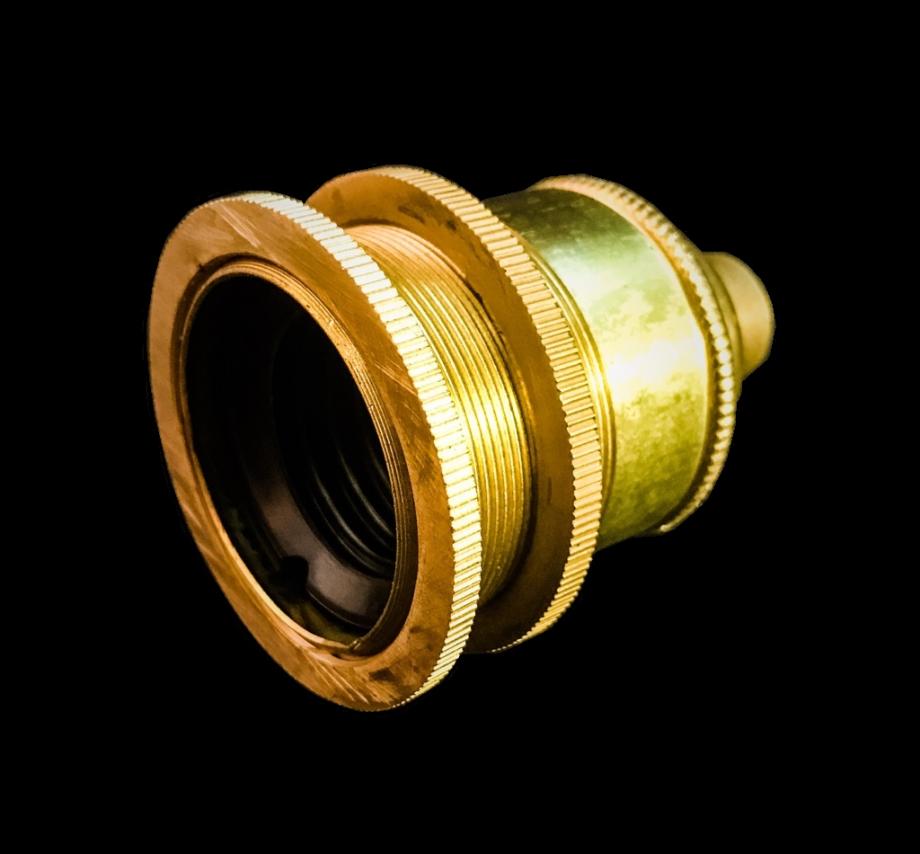 Brass E27 threaded metal lamp holder Fraser Besant Lighting